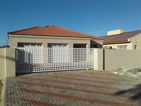 House for Sale in Block-9